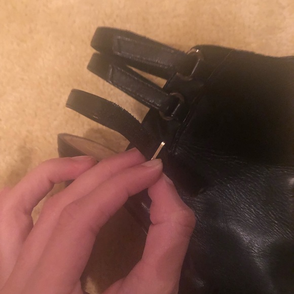 Vince Camuto Peep Toe Heel - Picture 4 of 7